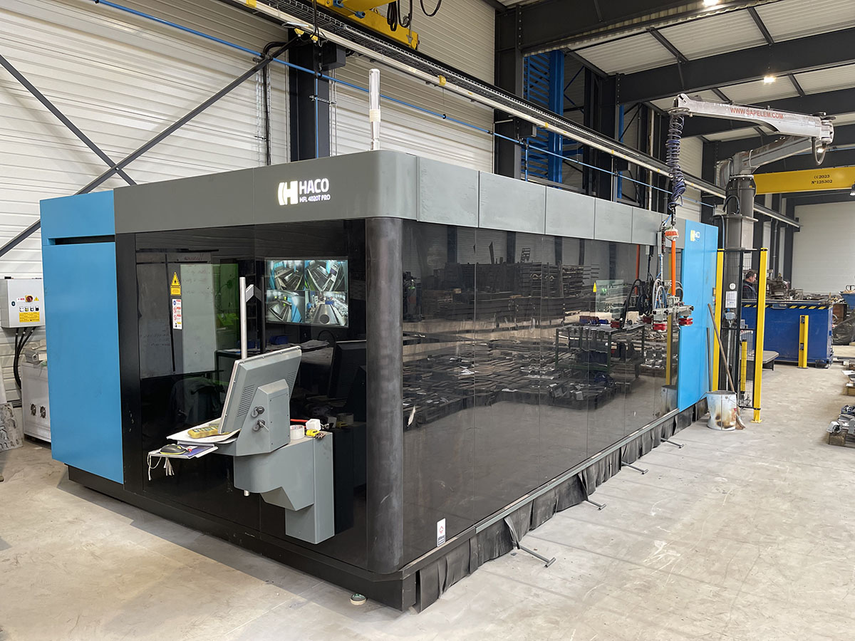 Machine de découpe laser tôle Haco dans l’atelier SITOS